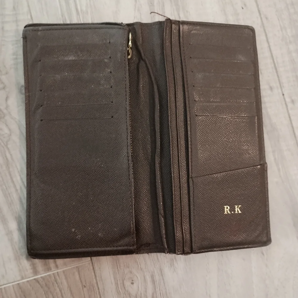 Authentic Louis Vuitton Damier Wallet Brown for Men's Wallets
